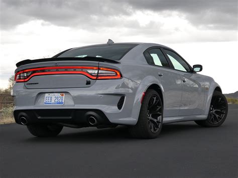 2023 dodge charger option list